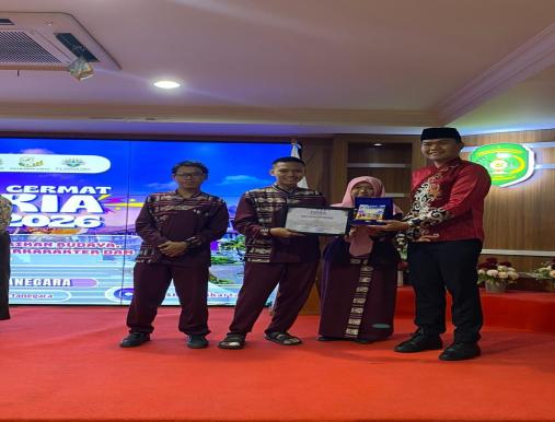 Murid MAN 2 Kukar Raih Juara III Cerdas Cermat Cerdikia Lembuswana Competition 